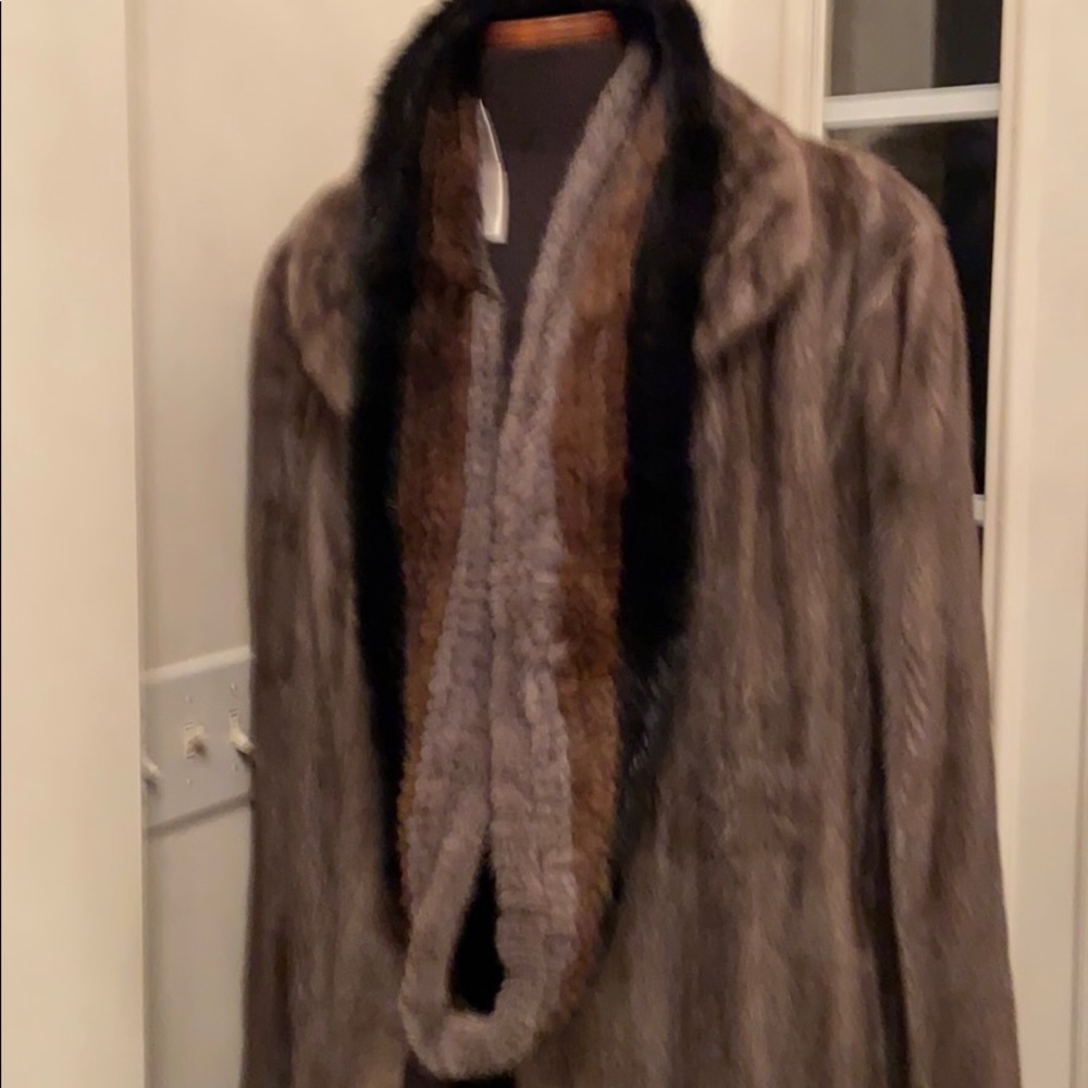 Genuine Mink Fur Infinity Scarf - Picture 6 of 8